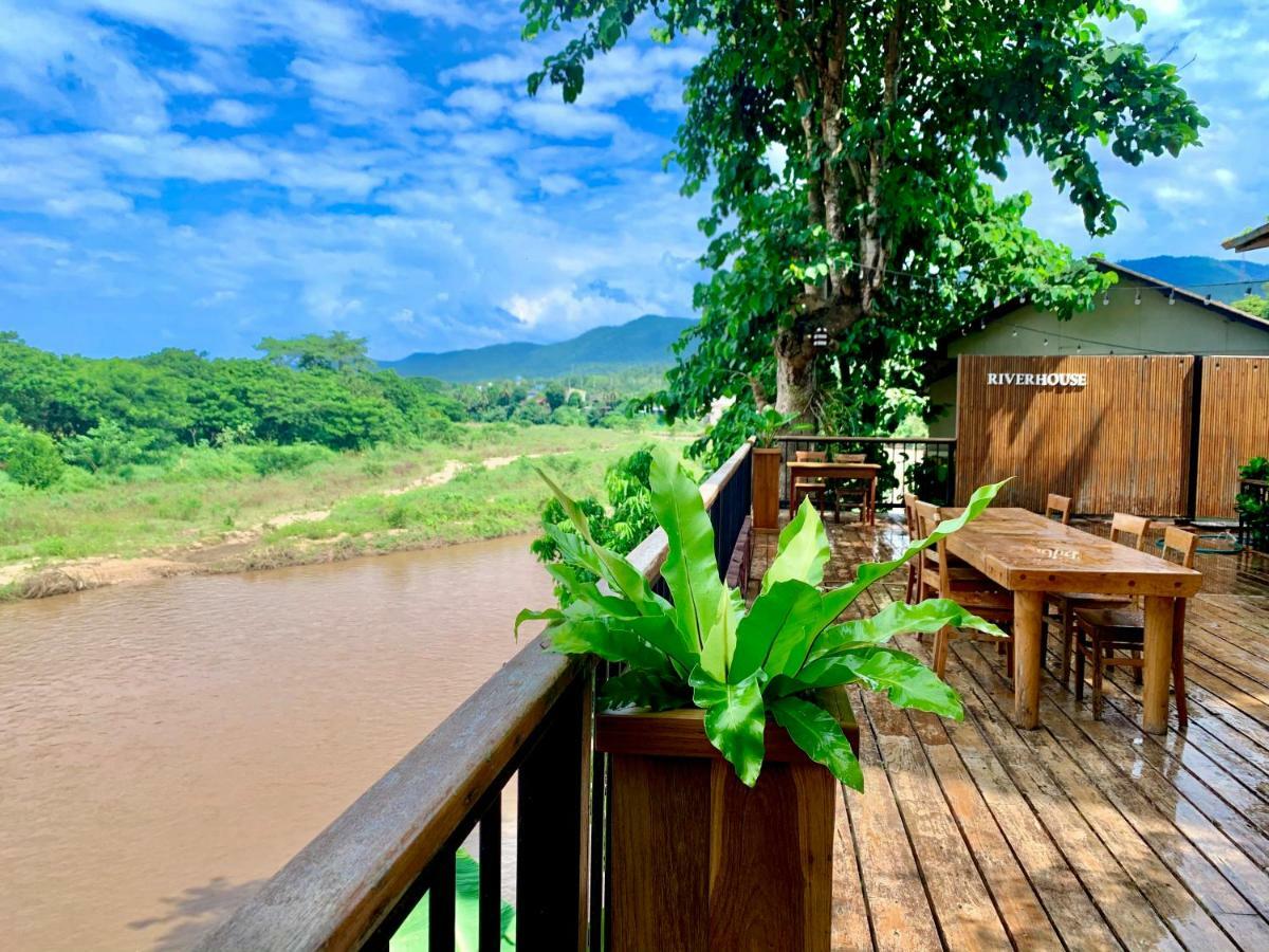 Riverhouse-The Teak House Mae Sariang Exterior foto